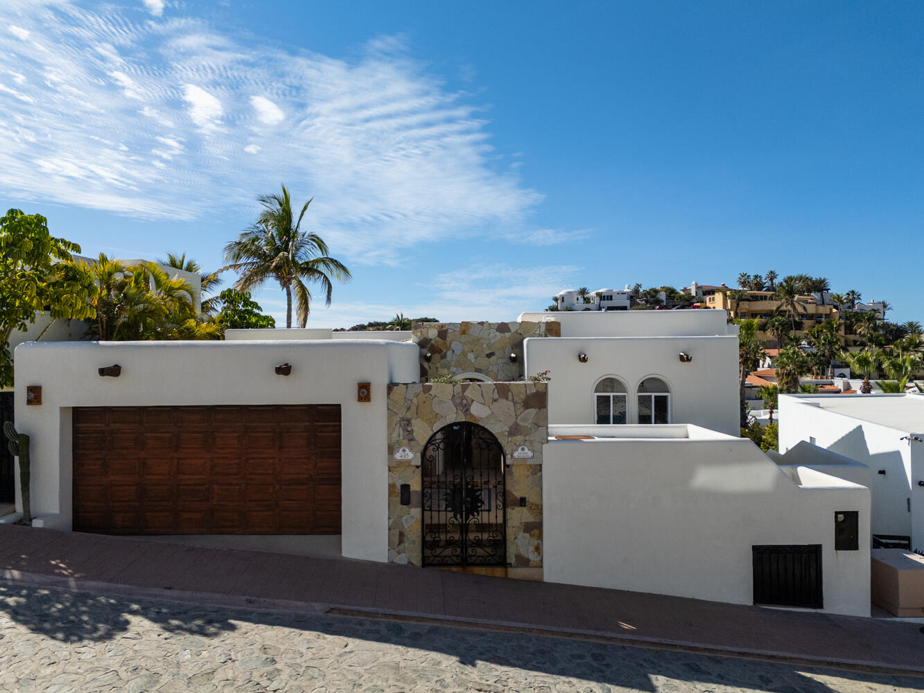 Cabo San Lucas Pedregal Csl Casa LA PIÑATA A luxury villa located in the exclusive Pedregal Cabo San Lucas. Perfect as a private residence or a high-end vacation rental, this villa offers an exceptional combination of comfort, style, privacy, and location.The villa features 8 bedrooms including a service room (as an independent apartment suite), 8.5 bathrooms, and 13 beds.Fully furnished and equipped with top-quality finishes, providing a turnkey experience.Every detail has been thoughtfully crafted to create an exceptional space for family gatherings and entertaining. The expansive terrace includes a great swimming pool, 2 jacuzzi, bar, 2 BBQ station, 2 fire pits, and multiple lounge areas, to enjoy the very best of Cabo living The interiors feature cozy and elegant living spaces, including a inside bar, games room, media room and impeccable design in every corner Fully furnished and equipped, representing an outstanding opportunity. With its exceptional design, amenities, and location, this villa embodies the best of the Baja lifestyle for sale