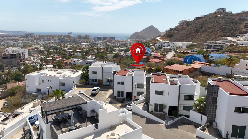 Cabo San Lucas San Charbel Imagine living in a villa overlooking the Bay of Los Cabos, where luxury and comfort come together in a serene environment. This impressive property offers you moments of relaxation and fun in its pool, perfect for gatherings with friends and family. You won't have to worry about going to an external gym, you can train in our first-class facilities with sea – Villa 12 the dolphins, Cabo San Lucas, BS
